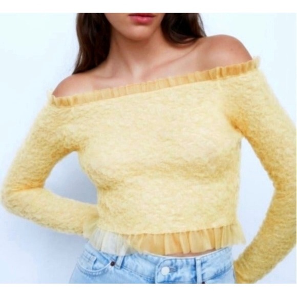 Zara Knit Textured Off The Shoulder Cropped Sweater Ivory Size Medium NWOT - Picture 1 of 7